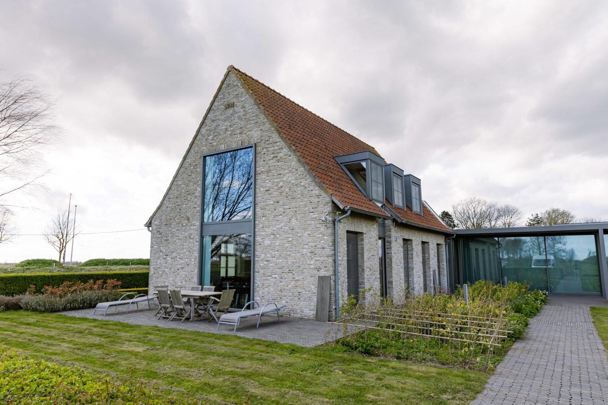 Huswell - Spacious Holiday Home For 12 Persons Veurne Eksteriør bilde